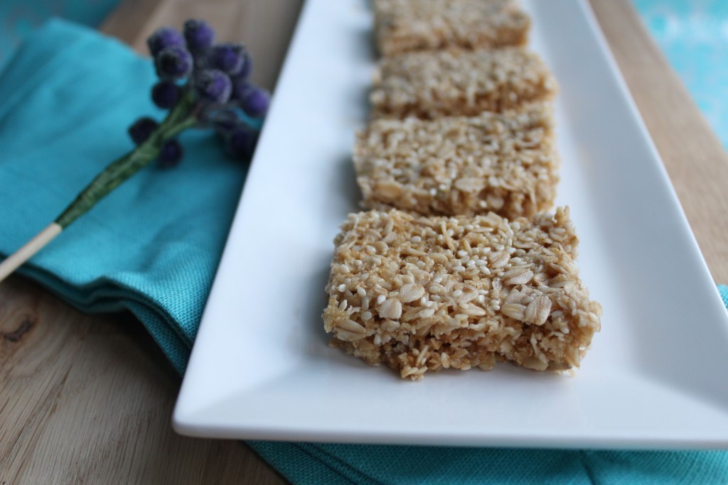 gluten free flapjacks on a plate. Simple to make with just 3 ingredients. #glutenfreeflapjacks #glutenfree #dairyfree