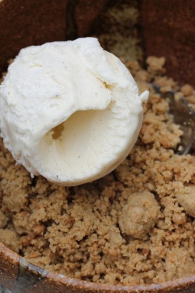 Easy crumble recipe with just four ingredients taking 10 minutes #freefromfairy