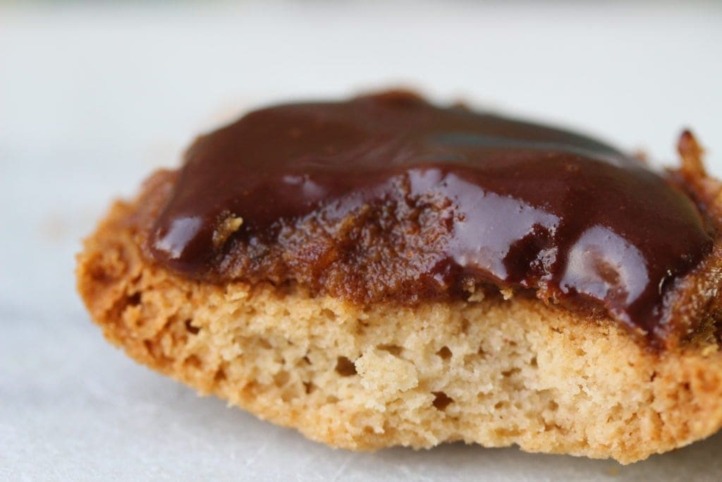 Light crispy shortbread, sweet caramel and bitter chocolate. My version of a Twix but free from the top 14 allergens!