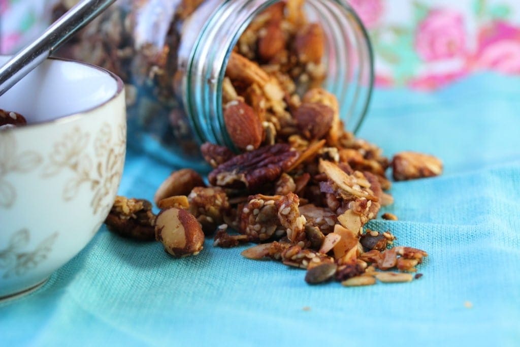 Healthy granola. Low carb. No sugar. No gluten. Suitable for SCD and GAPS diets