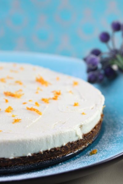 Vegan, gluten free, refined sugar free lemon cheesecake