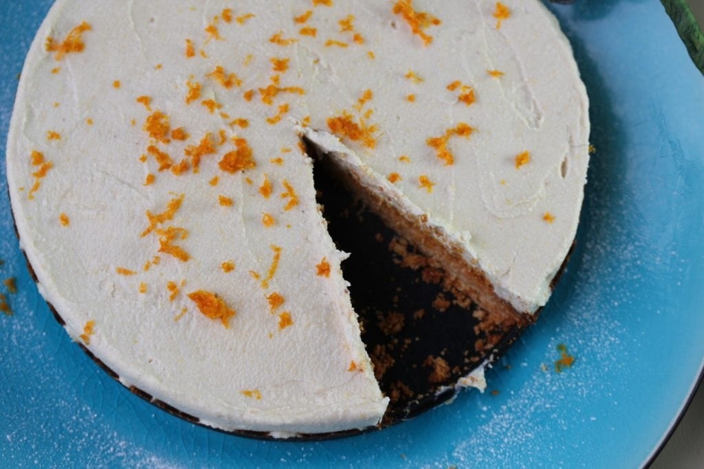 Vegan lemon cheesecake, no refined sugar or grains.