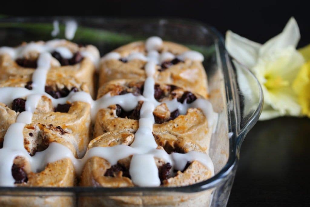 Hot Cross Bun Chocolate Rolls...a delicious healthy Easter treat made from the Free From Fairy's wholesome gluten free flour. #Easter #hotcrossbun #glutenfree https://freefromfairy.com