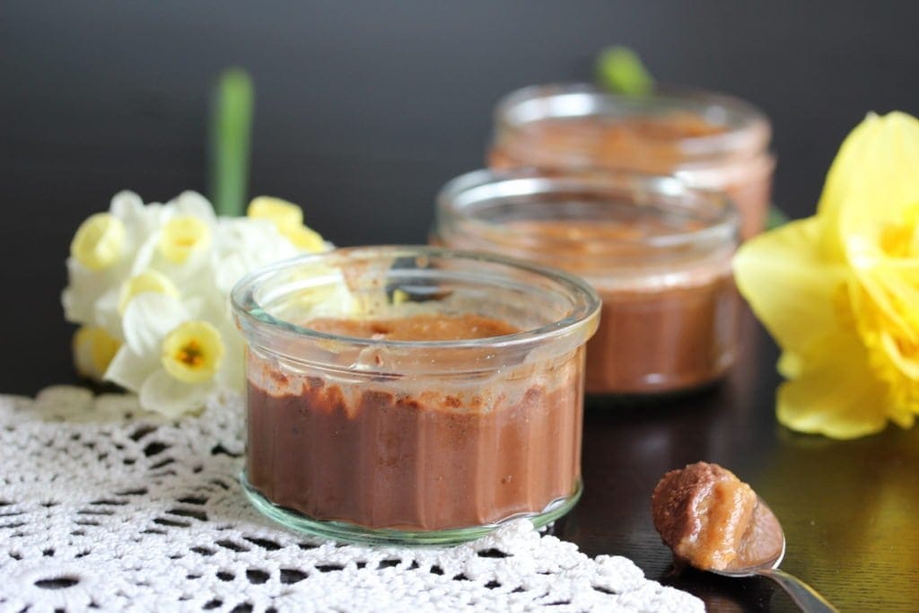 Vegan salted caramel & chocolate pots - #glutenfree, #dairyfree, #eggfree, #nutfree, #soyafree, #lowsugar