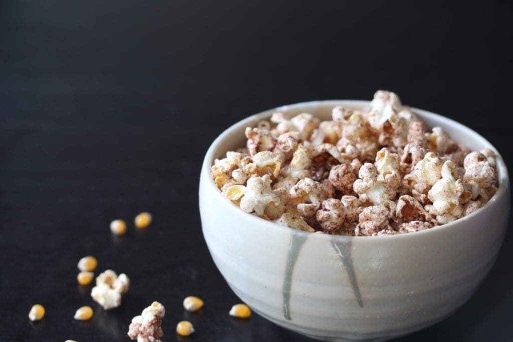 Simple cinnamon popcorn, the perfect wholegrain snack