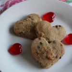 Delicious raspberry shortbread; perfect for valentines day or any other day! It's delicate and melt in the mouth while being gluten-free and lower sugar...