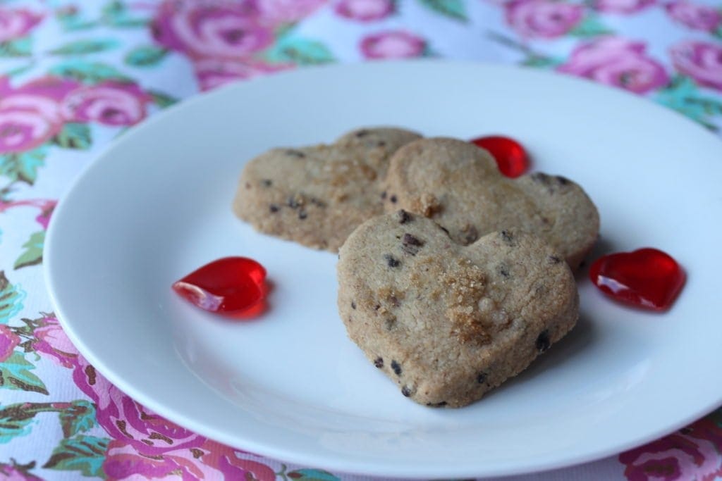 Beautiful melt in the mouth shortbread that happens to be gluten-free and lower sugar. Made from a wholegrain gluten-free and rice-free flour blend from the Free From Fairy