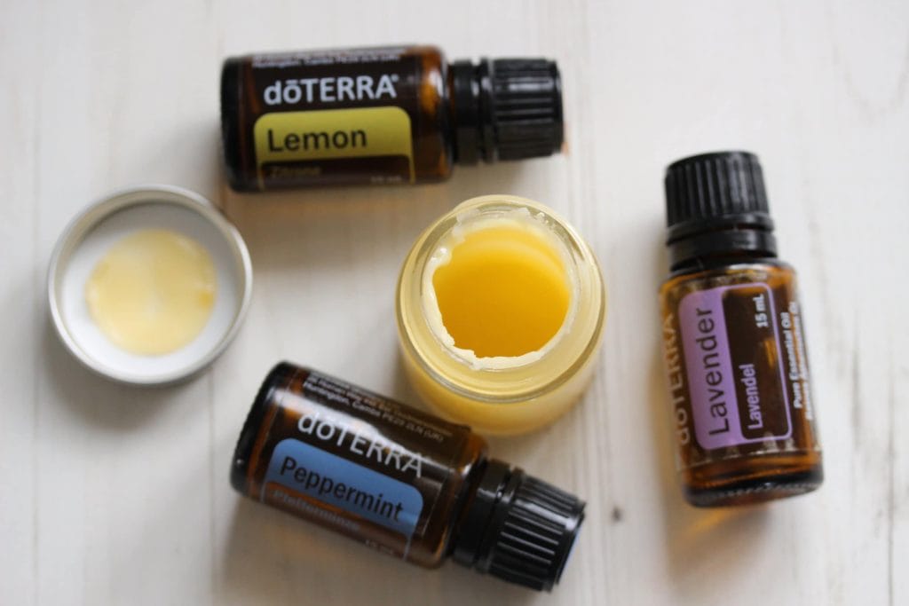 Natural remedies for allergies: try out this natural hay fever balm made with doterra lemon, peppermint and lavender essential oils