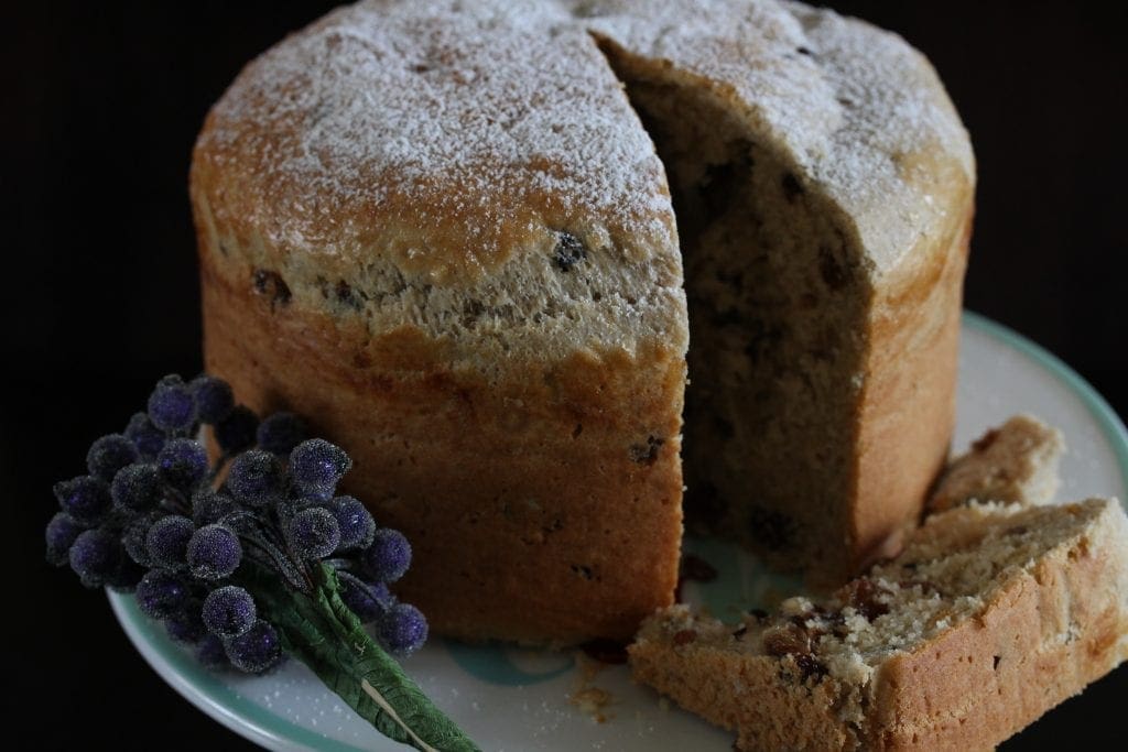 Gluten free panettone with dairy free options. Make your own panettone this Christmas. It tastes amazing and you know what ingredients are in it! #glutenfree #baking #christmas #panettonerecipe #freefromfairy