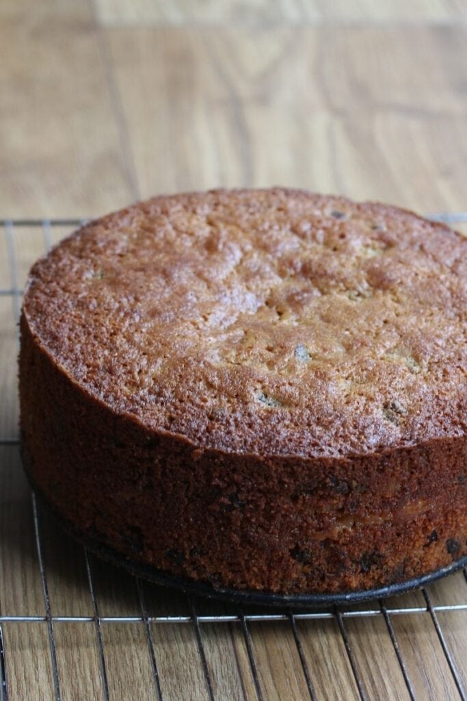 gluten free fruit cake undecorated